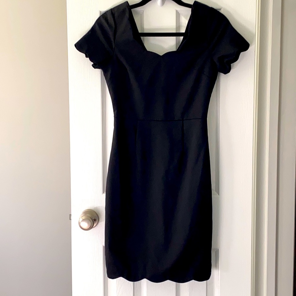 Black short sleeve scalloped dress